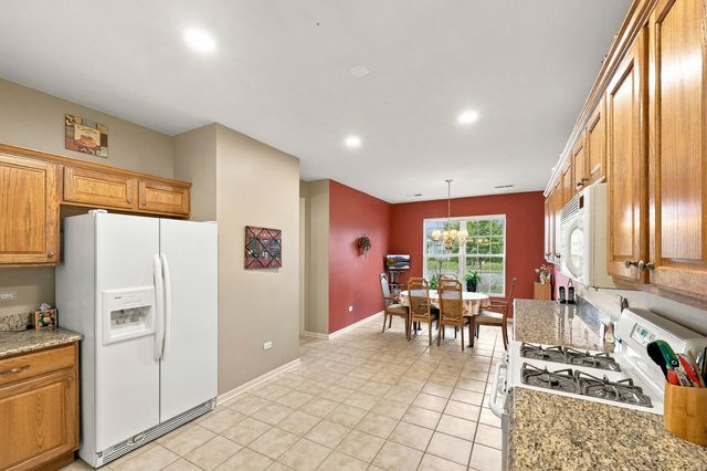13830 WILSHIRE Way, Huntley, IL 60142