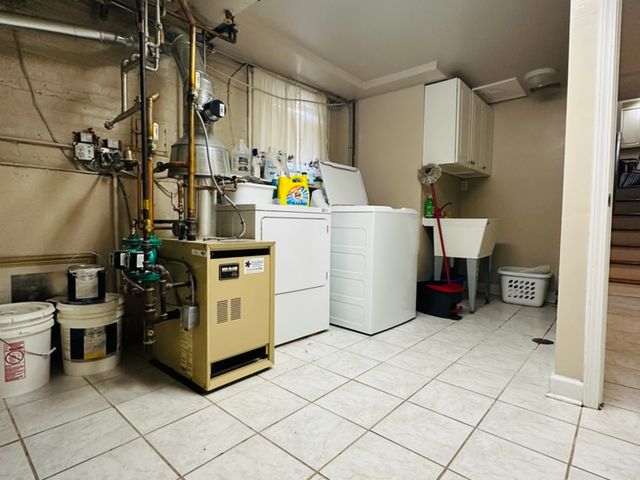 8415 N Ottawa Avenue, Niles, IL 60714