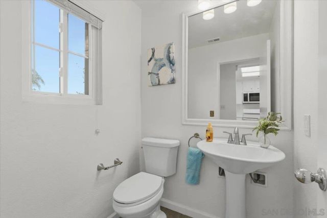 8973 Arlingdale Way, Spring Valley, CA 91977