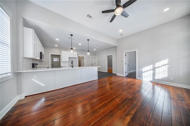 950 Elmira Street, Mobile, AL 36604