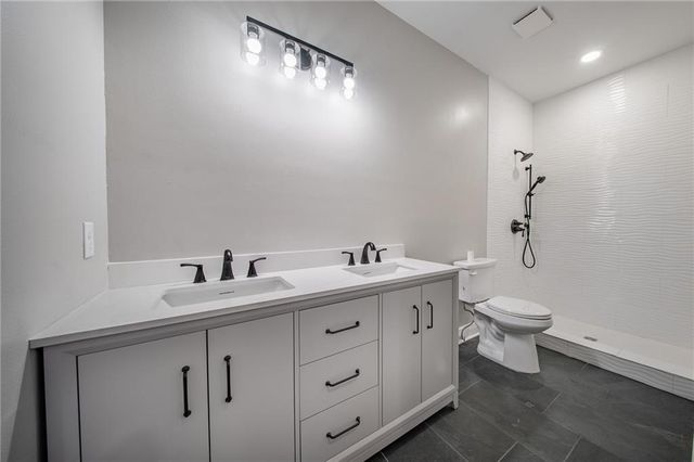 950 Elmira Street, Mobile, AL 36604