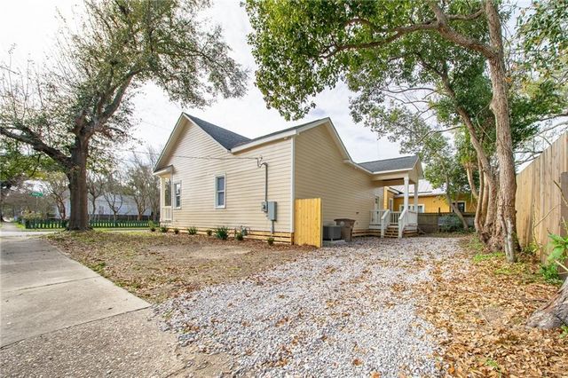 950 Elmira Street, Mobile, AL 36604