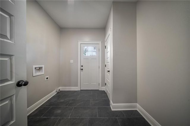 950 Elmira Street, Mobile, AL 36604