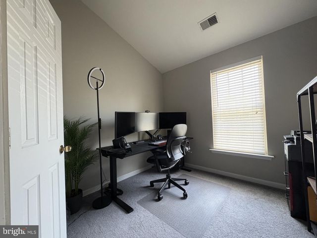 7556 GREAT SWAN CT, Alexandria, VA 22306