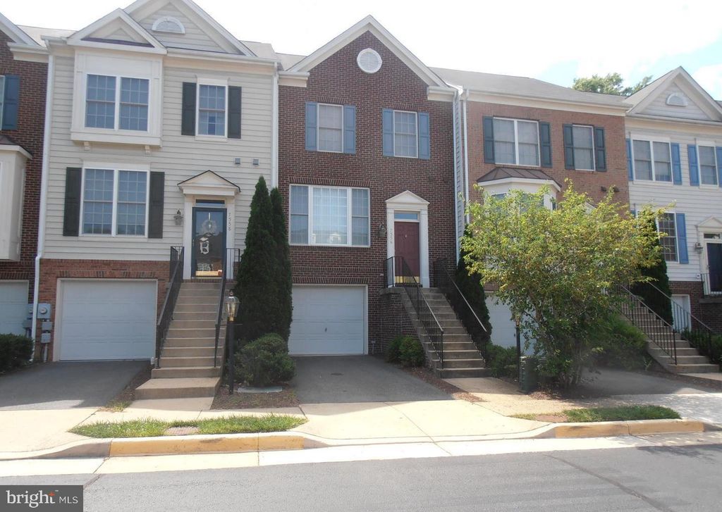 7556 GREAT SWAN CT, Alexandria, VA 22306