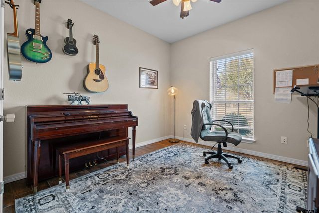 635 Boundry St, Mineola, TX 75773