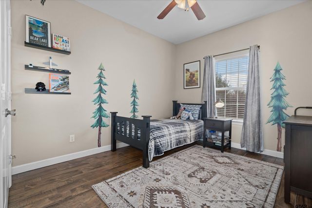 635 Boundry St, Mineola, TX 75773