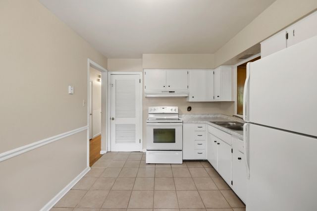 1877 Wickland Drive, Lexington, KY 40505