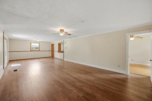 1877 Wickland Drive, Lexington, KY 40505