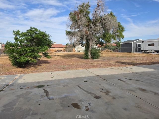 13502 Cuyamaca Road, Apple Valley, CA 92308
