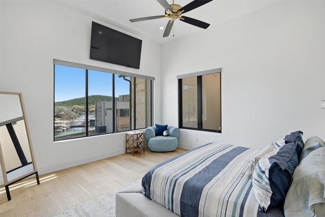 4 Breakwater Bend, Graford, TX 76449