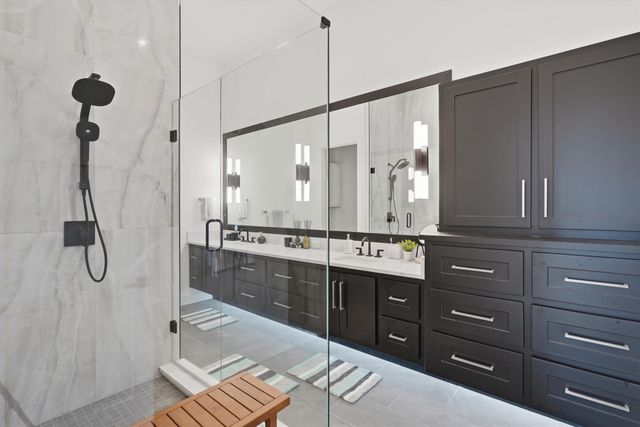 4 Breakwater Bend, Graford, TX 76449