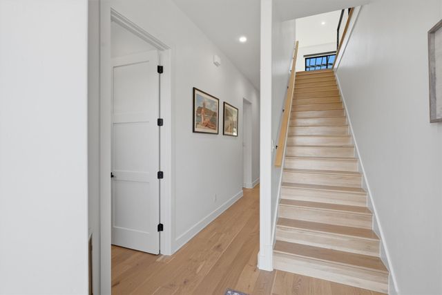 4 Breakwater Bend, Graford, TX 76449