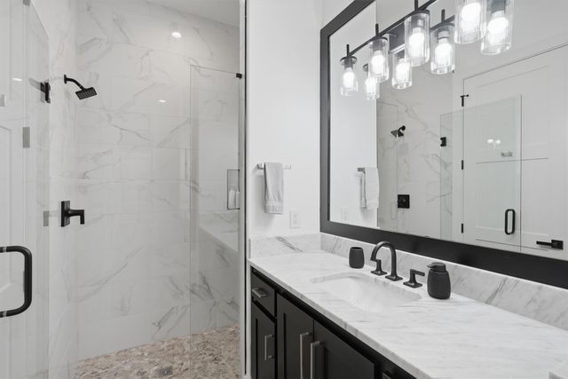 4 Breakwater Bend, Graford, TX 76449