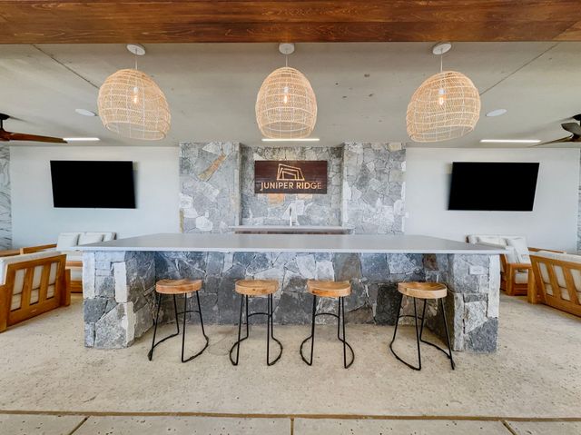 4 Breakwater Bend, Graford, TX 76449