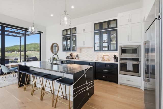 4 Breakwater Bend, Graford, TX 76449