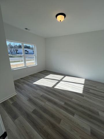 131 Rosebush Lane, Lebanon, TN 37087