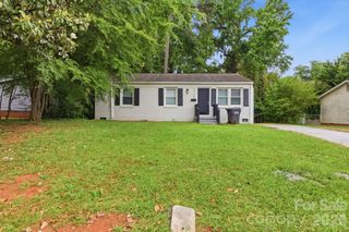 2725 Thornton Road, Charlotte, NC 28208