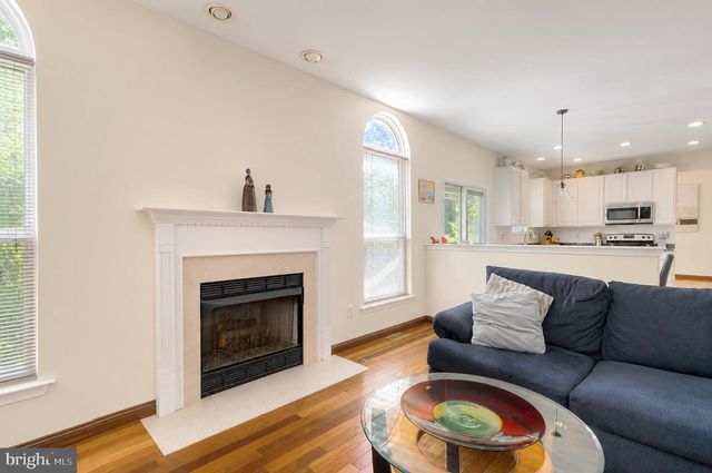 109 HAWTHORNE RD, Egg Harbor Township, NJ 08234