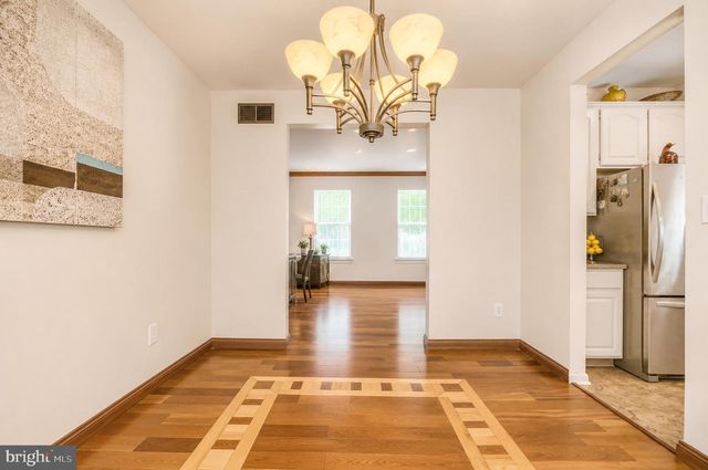 109 HAWTHORNE RD, Egg Harbor Township, NJ 08234