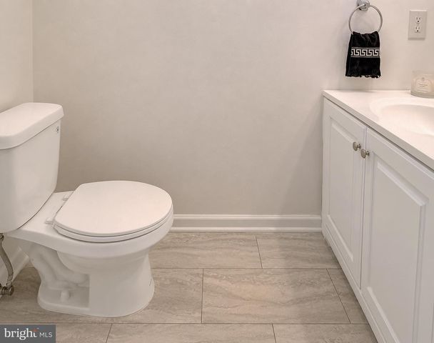 109 HAWTHORNE RD, Egg Harbor Township, NJ 08234