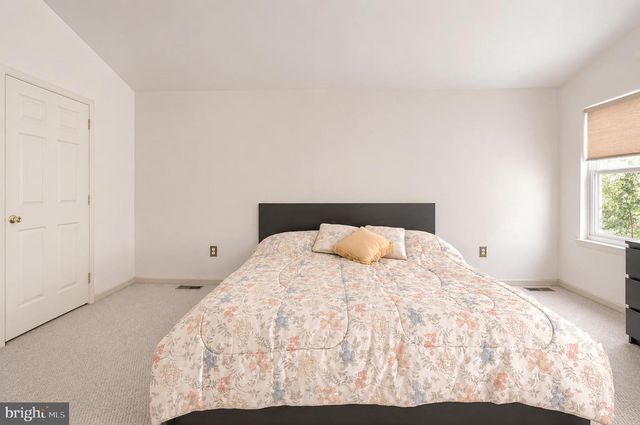 109 HAWTHORNE RD, Egg Harbor Township, NJ 08234