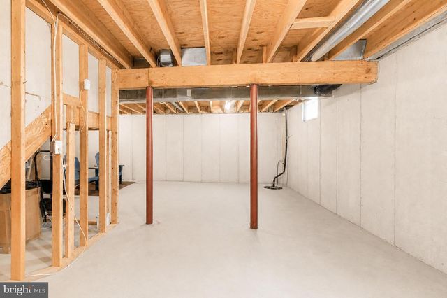 109 HAWTHORNE RD, Egg Harbor Township, NJ 08234