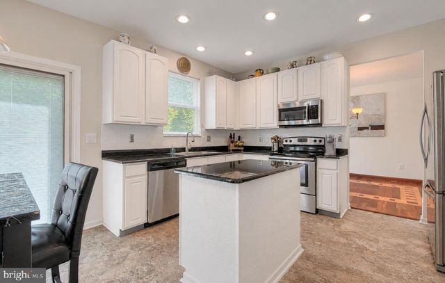 109 HAWTHORNE RD, Egg Harbor Township, NJ 08234