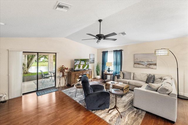 6572 Zapote Court, Fort Pierce, FL 34951