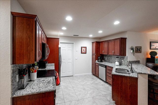 6572 Zapote Court, Fort Pierce, FL 34951