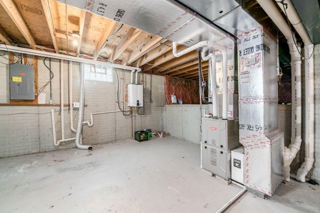 6222 Buckeye Parkway, Grove City, OH 43123
