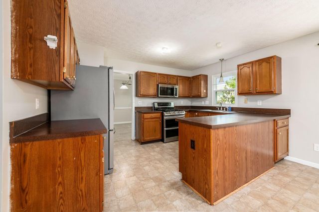 6222 Buckeye Parkway, Grove City, OH 43123