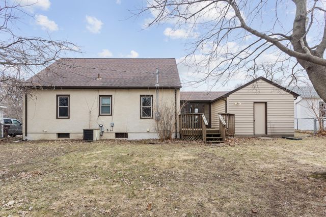 3273 Drew Avenue N, Robbinsdale, MN 55422