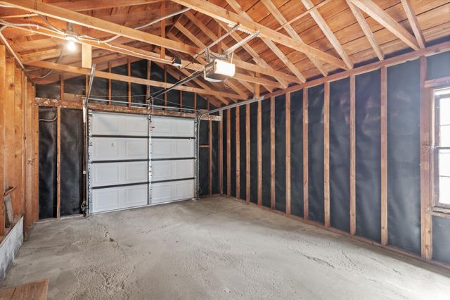 3273 Drew Avenue N, Robbinsdale, MN 55422