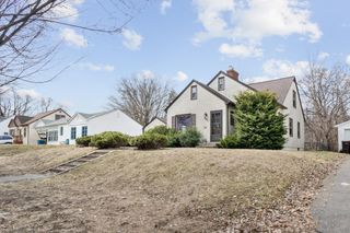 3273 Drew Avenue N, Robbinsdale, MN 55422