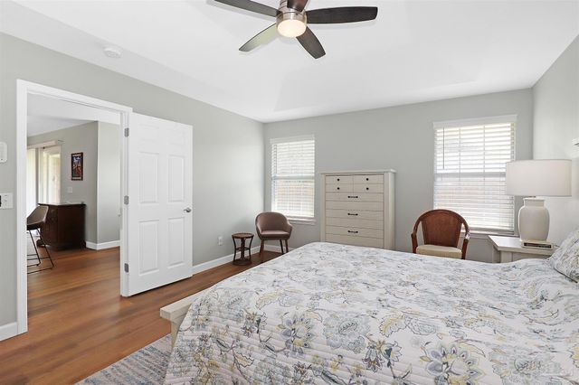 1170 Finch Dr, Gulf Breeze, FL 32563