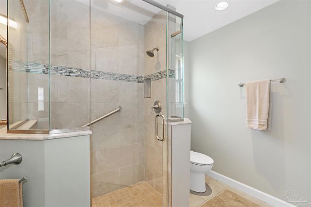 1170 Finch Dr, Gulf Breeze, FL 32563