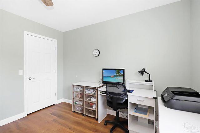 1170 Finch Dr, Gulf Breeze, FL 32563