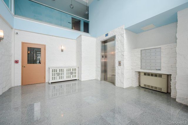 661 W Broadway 404, Long Beach, NY 11561