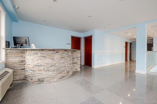 661 W Broadway 404, Long Beach, NY 11561