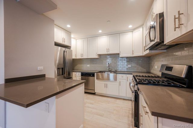 661 W Broadway 404, Long Beach, NY 11561