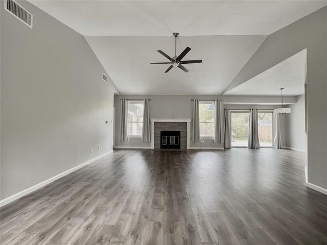 11917 Meadowfire DR, Austin, TX 78758