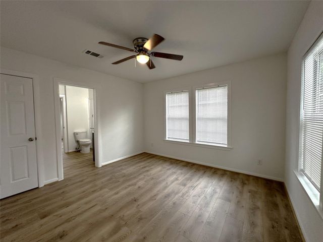 1010 Palestine Street, Conroe, TX 77301