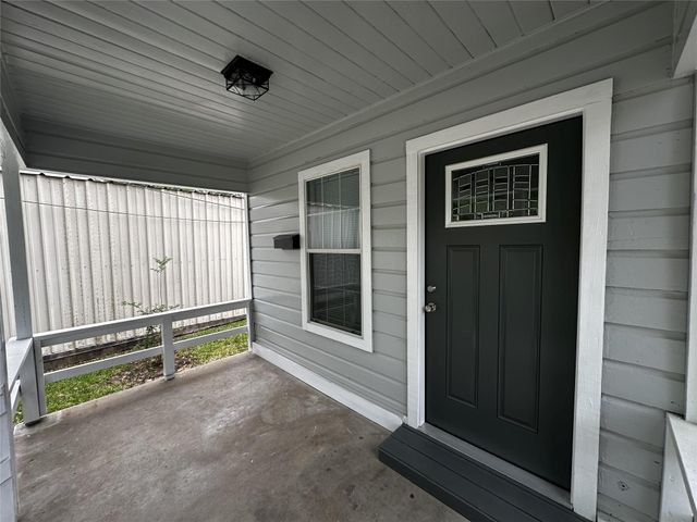1010 Palestine Street, Conroe, TX 77301