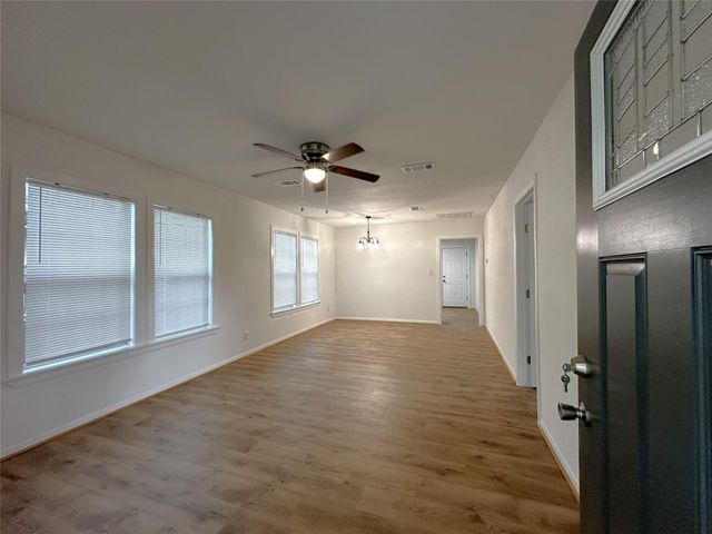 1010 Palestine Street, Conroe, TX 77301