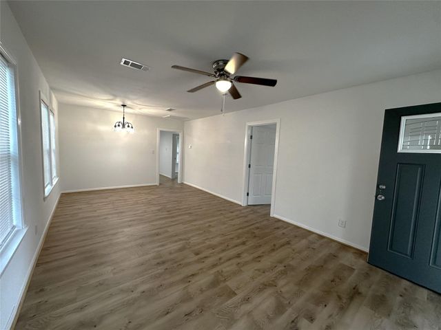 1010 Palestine Street, Conroe, TX 77301