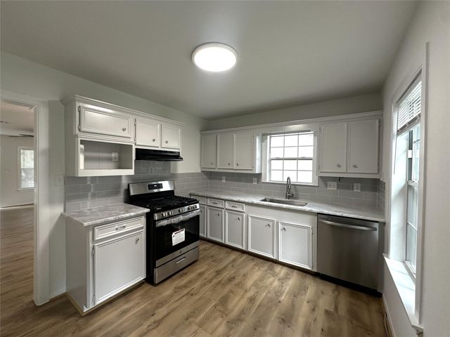 1010 Palestine Street, Conroe, TX 77301