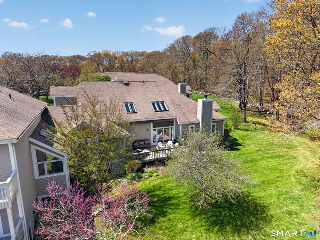 13 Brandon Lane 13, Stonington, CT 06355