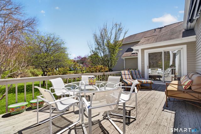 13 Brandon Lane 13, Stonington, CT 06355