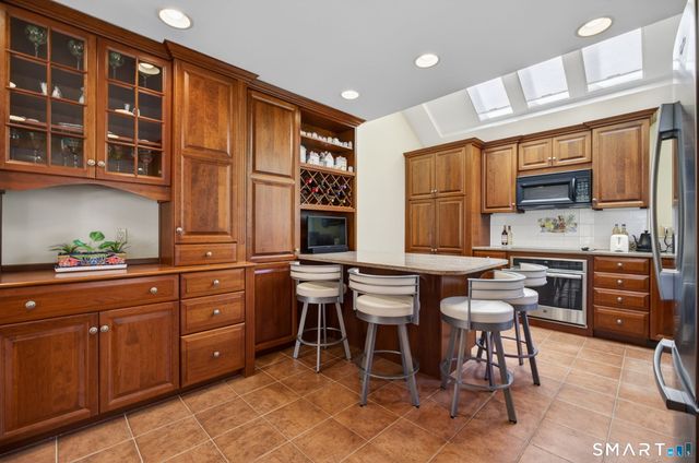13 Brandon Lane 13, Stonington, CT 06355